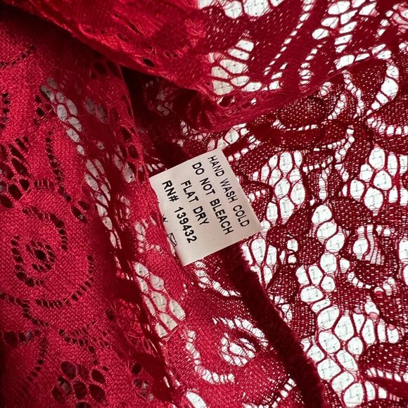 Papermoon Deep Red Lace Stretch Crop Babydoll Camisole Built In Bra‎ Size Large - Picture 3 of 8